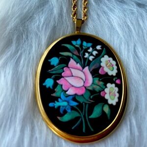 Vintage Avon Necklace